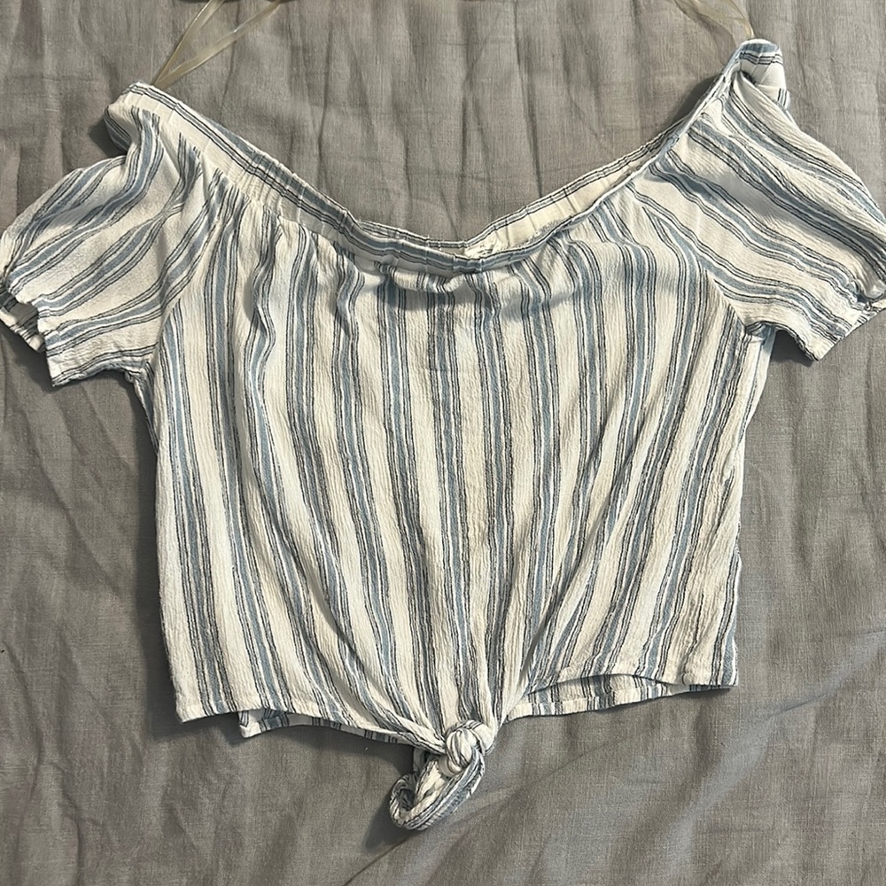 Cropped Off The Shoulder